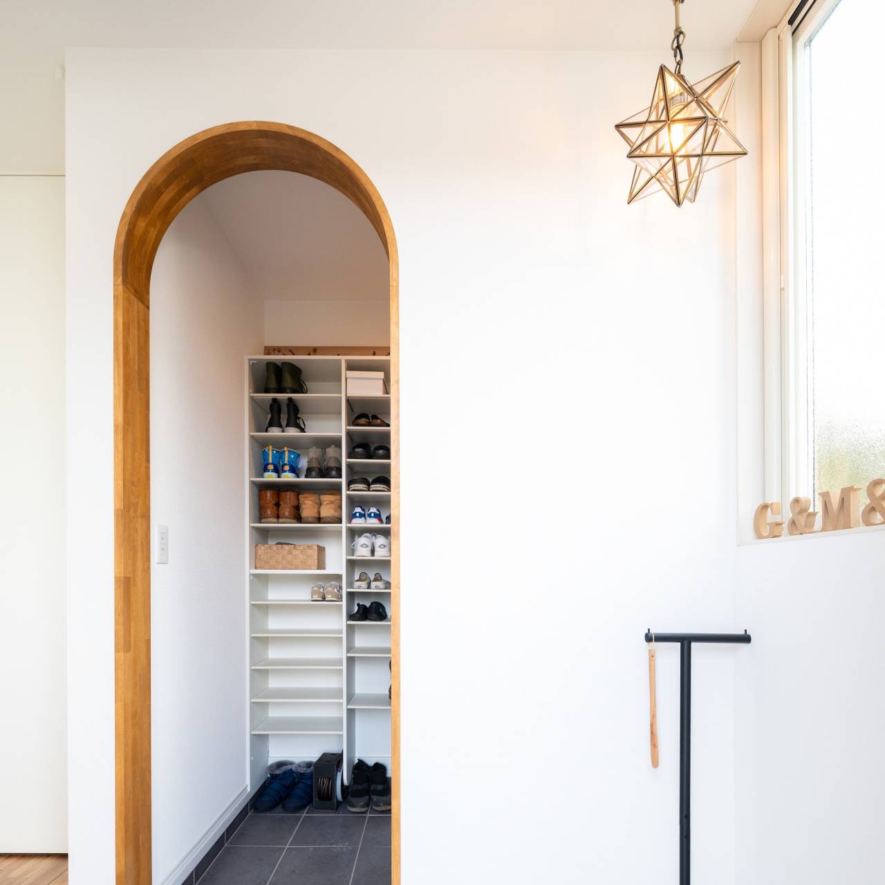 土間アトリエとえんがわの家